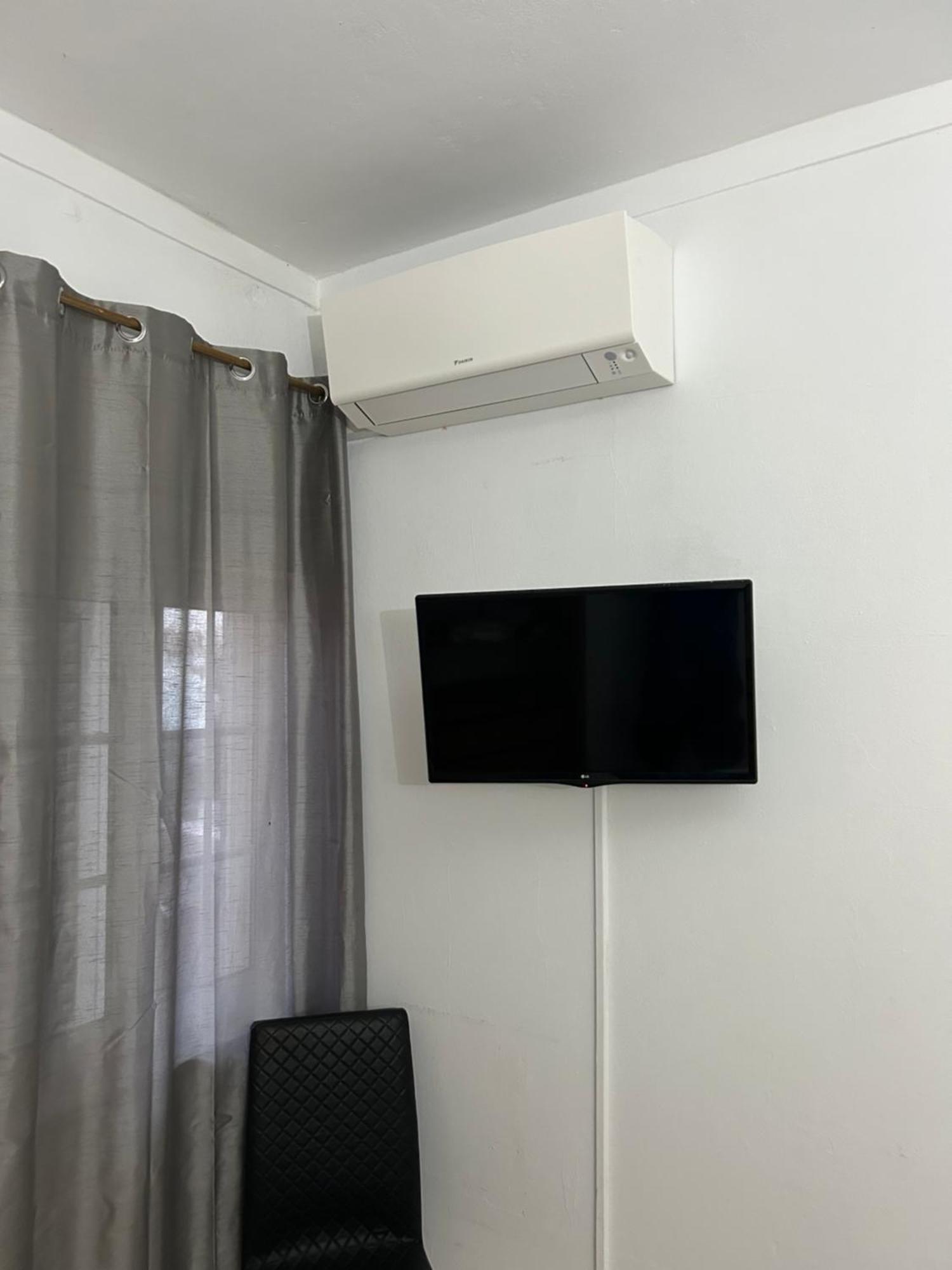 Sun Place Guest House Лагуш Экстерьер фото