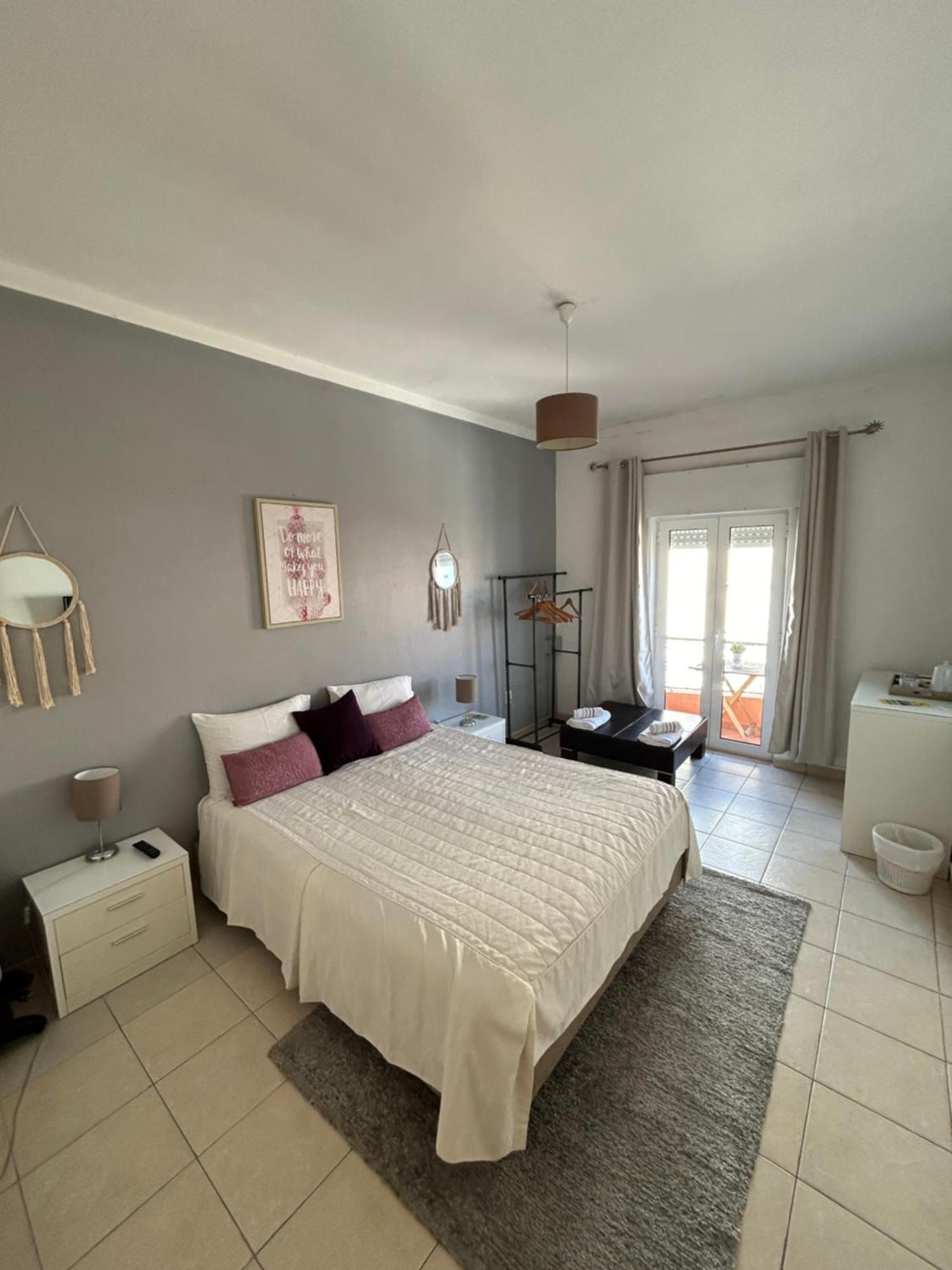 Sun Place Guest House Лагуш Экстерьер фото