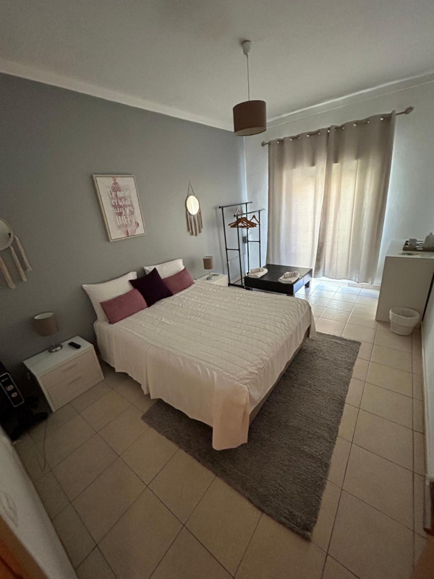 Sun Place Guest House Лагуш Экстерьер фото